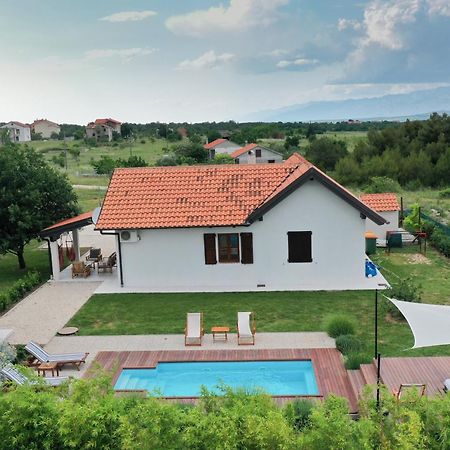 Villa Ena With Pool & Jacuzzi Donji Kasic Buitenkant foto