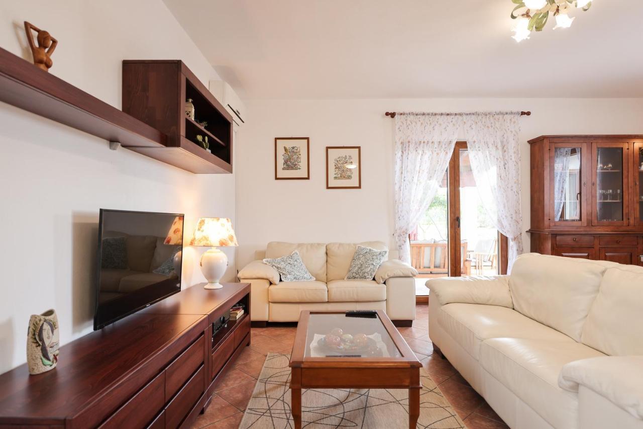 Villa Ena With Pool & Jacuzzi Donji Kasic Buitenkant foto